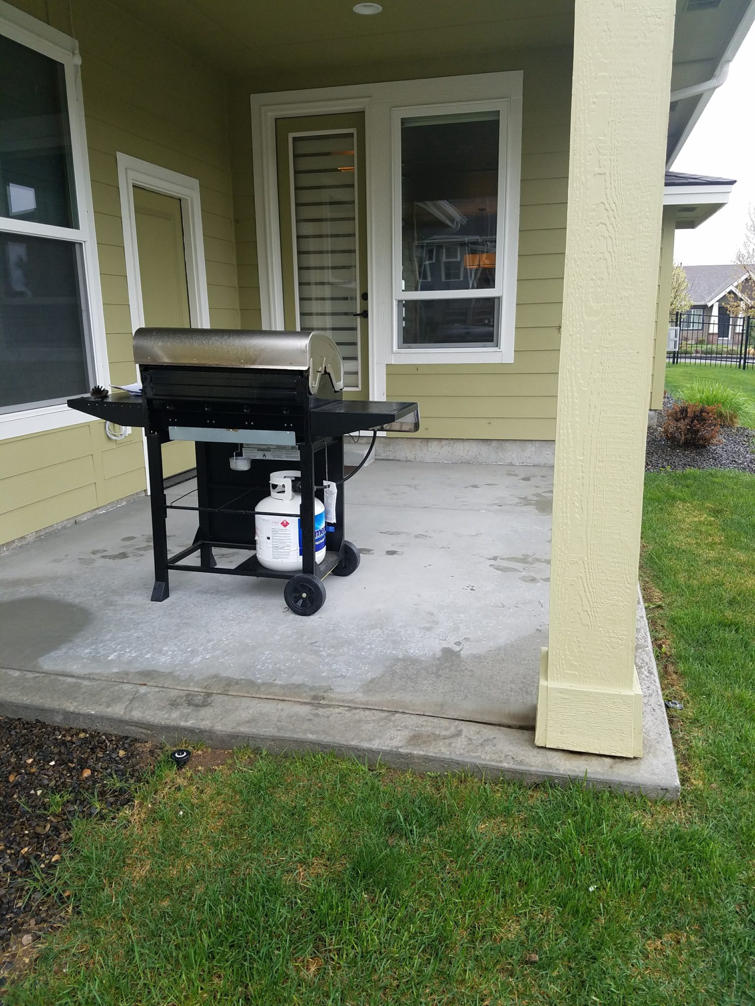 Boyd-Patio-before